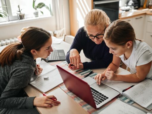 Comment trouver l’équilibre entre temps d’écran et apprentissage ?